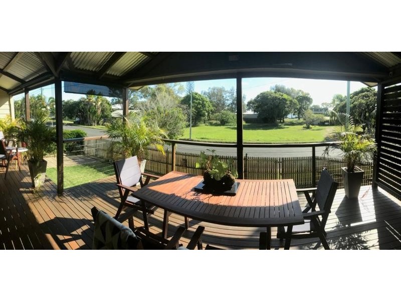 241 Cypress Street, Urangan QLD 4655