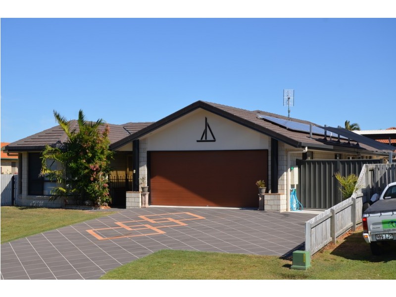 1 Sonder Street, Urangan QLD 4655