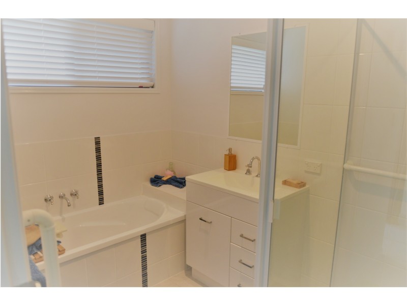 1 Sonder Street, Urangan QLD 4655