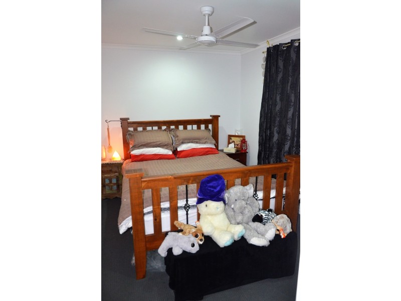 1 Sonder Street, Urangan QLD 4655