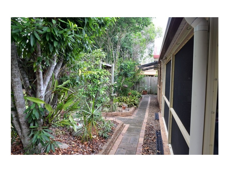 4 Goodwin Avenue, Point Vernon QLD 4655