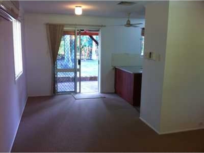 15 Saunders Street, Point Vernon QLD 4655