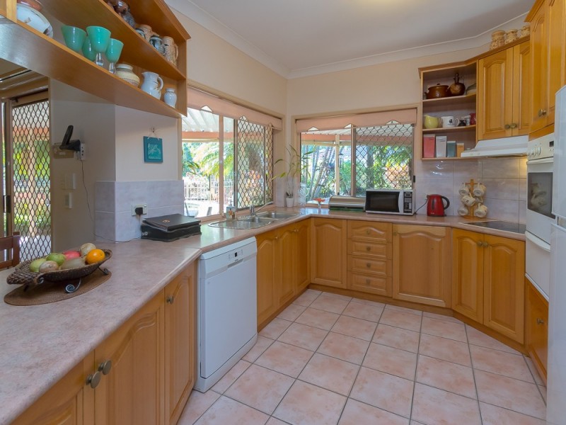 34 Sempfs Road, Dundowran Beach QLD 4655