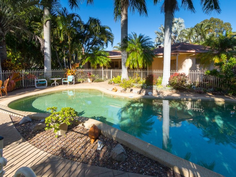 34 Sempfs Road, Dundowran Beach QLD 4655