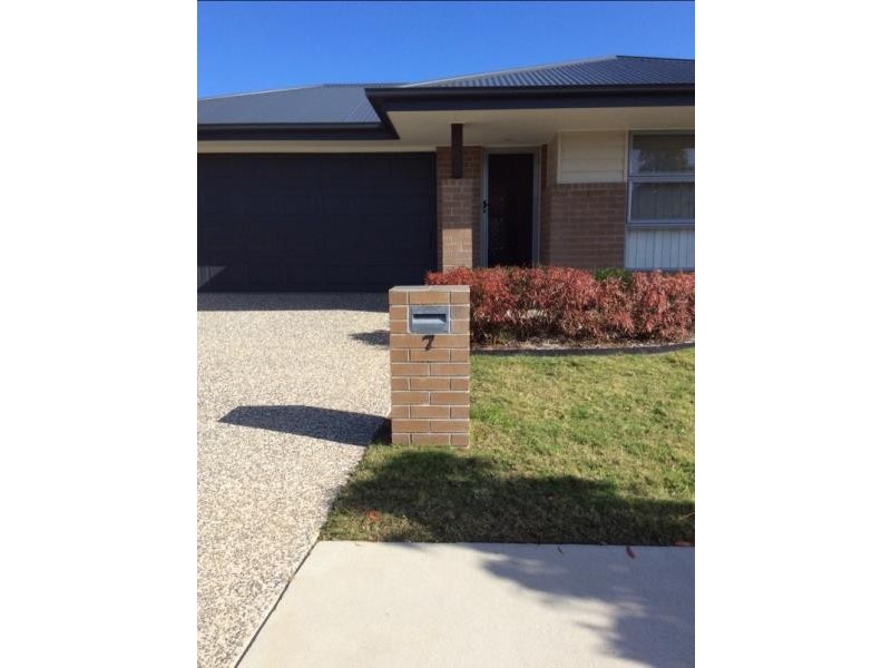 7 Reliance Road, Urraween QLD 4655