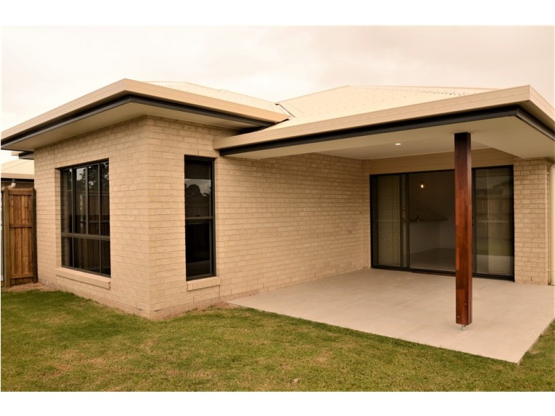 2 Belleni Court, Point Vernon QLD 4655