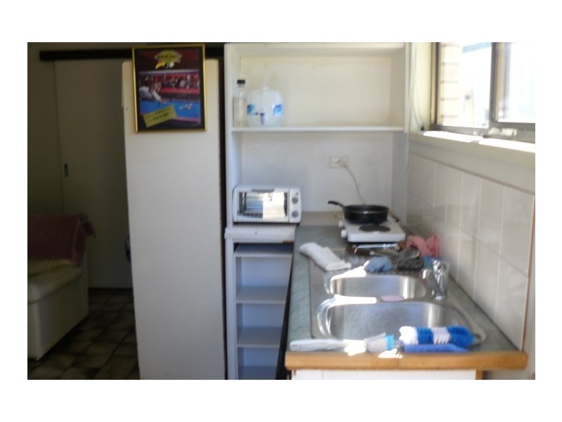 23 Mayfair Street, Point Vernon QLD 4655