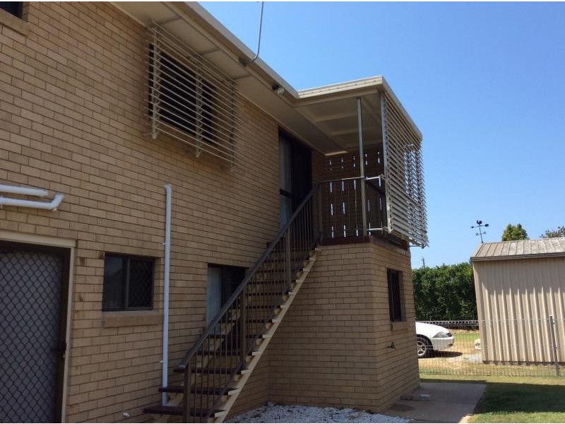 33 Moonbi Street, Scarness QLD 4655