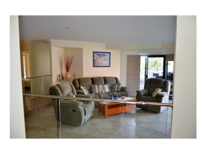 19 Mcliver Street, Kawungan QLD 4655