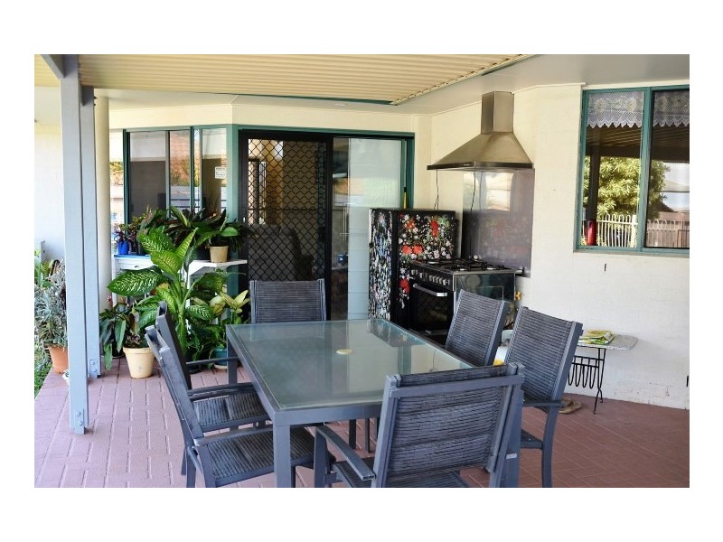 19 Mcliver Street, Kawungan QLD 4655