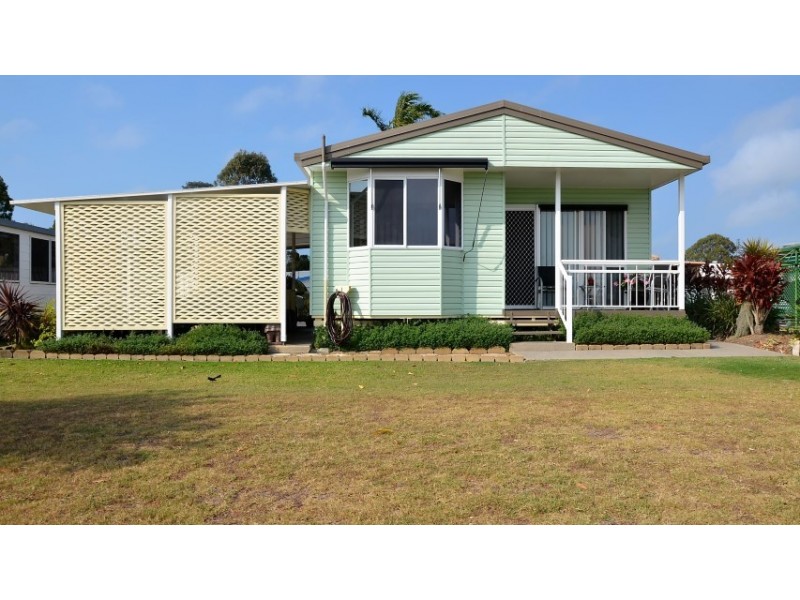 36 Willow Circuit, Eli Waters QLD 4655