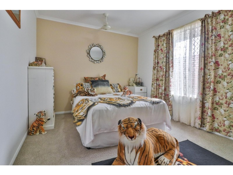 27 Bunya Court, Eli Waters QLD 4655