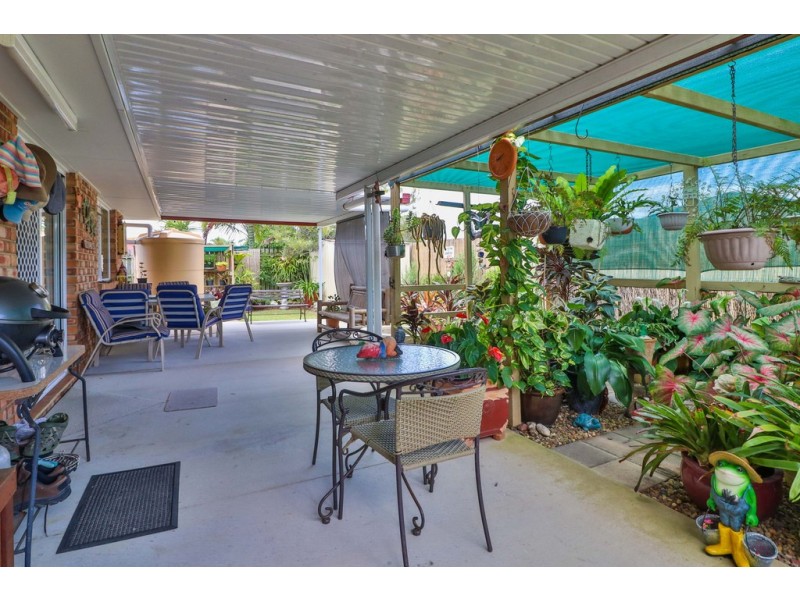 27 Bunya Court, Eli Waters QLD 4655