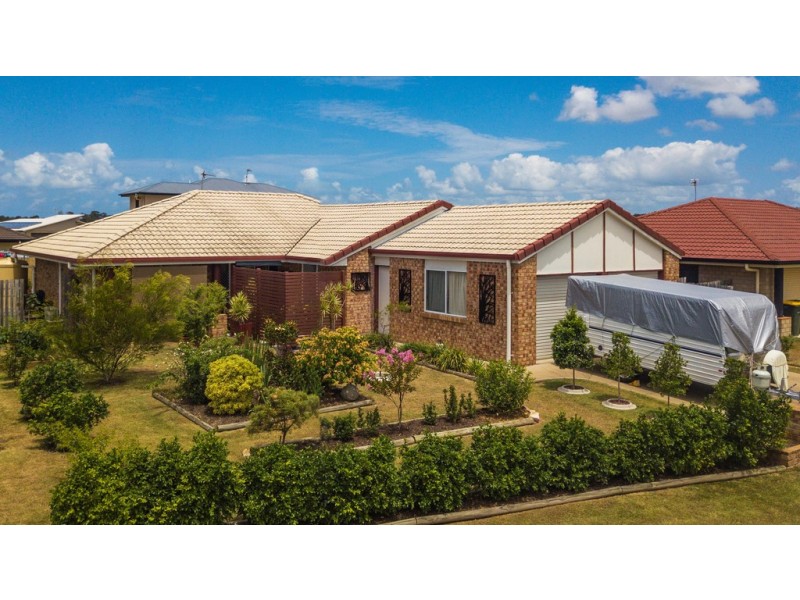 27 Bunya Court, Eli Waters QLD 4655