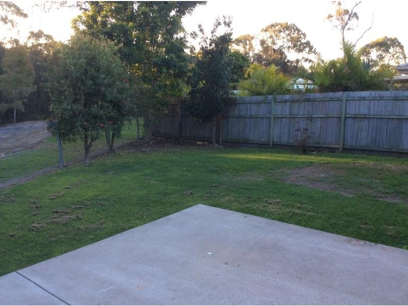 2/209 Pulgul Street, Urangan QLD 4655