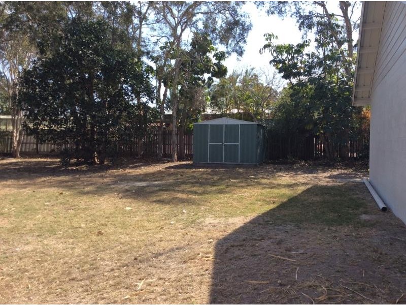 8 Cordelia Court, Urangan QLD 4655