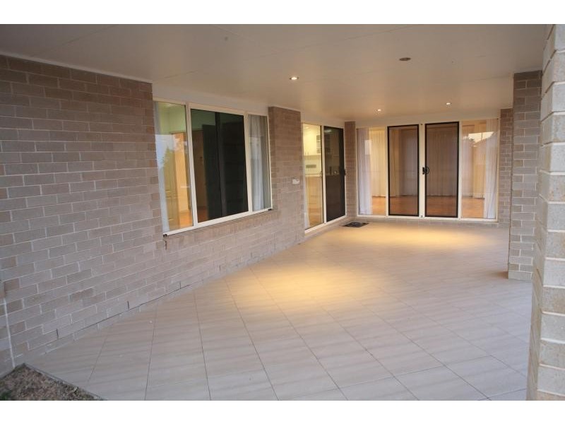 106 Esplanade, Point Vernon QLD 4655