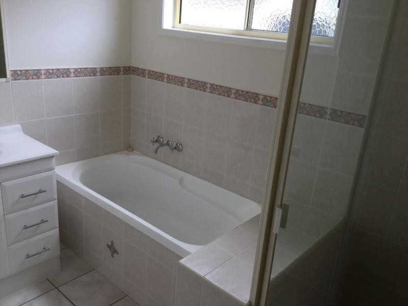 7 Truss Court, Torquay QLD 4655