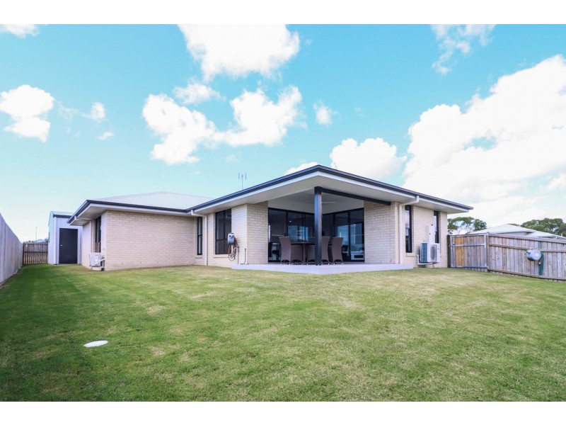 8 Rossington Drive, Urraween QLD 4655