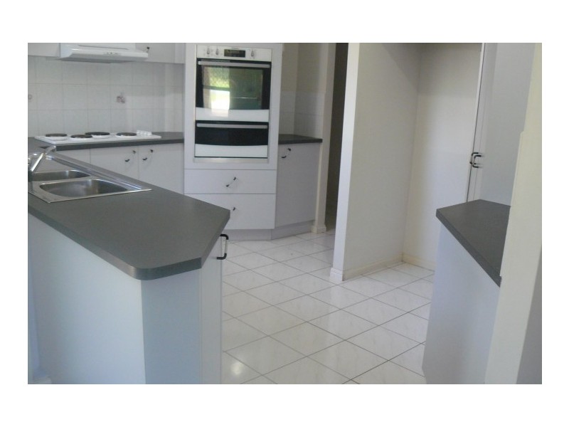 6 Masters Court, Urraween QLD 4655
