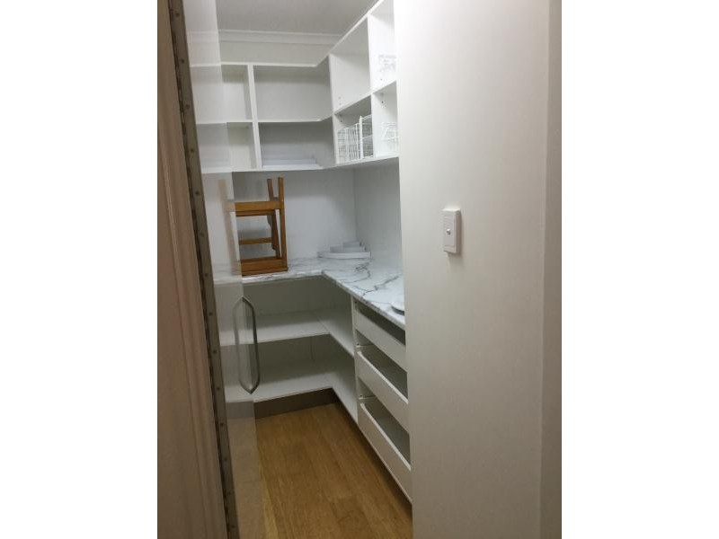 41 Brighton Street, Point Vernon QLD 4655