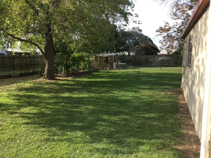 41 Brighton Street, Point Vernon QLD 4655