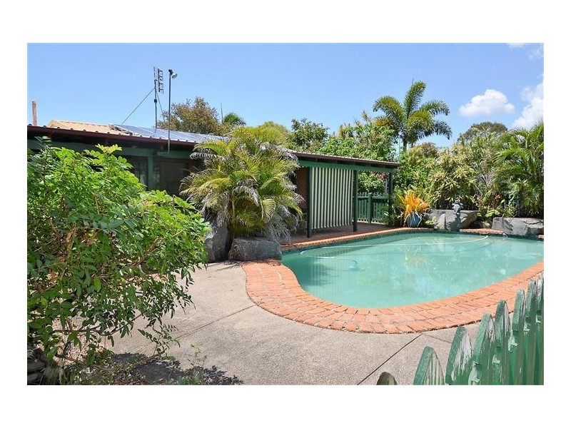 137 Truro Street, Torquay QLD 4655