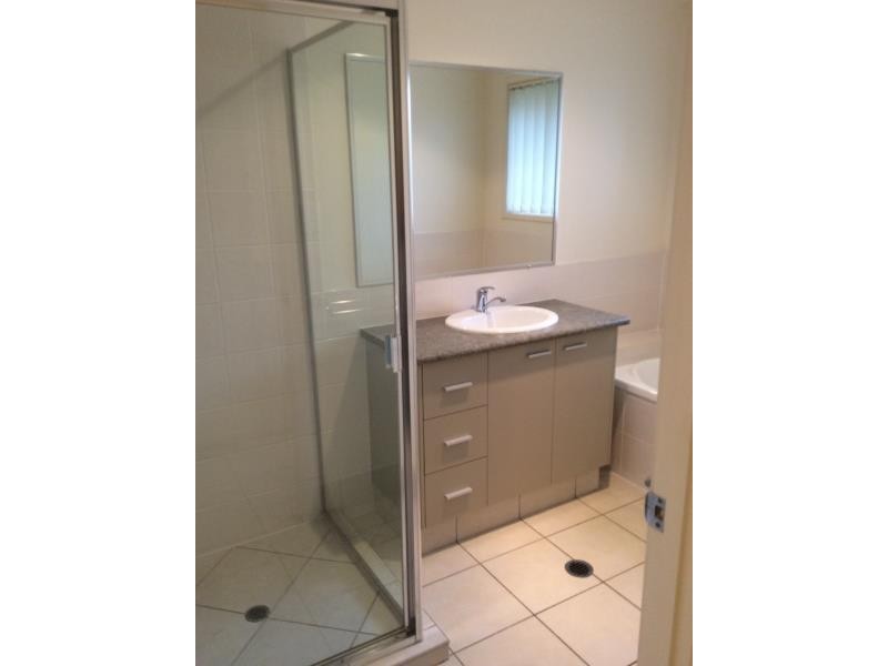 61 Bunya Court, Eli Waters QLD 4655