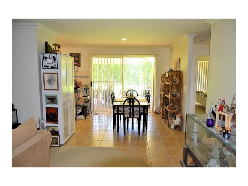 25 Tristania Crescent, Urangan QLD 4655