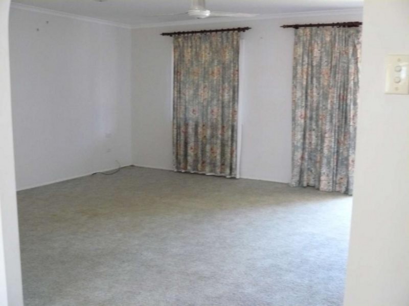 452 Boat Harbour Drive, Torquay QLD 4655