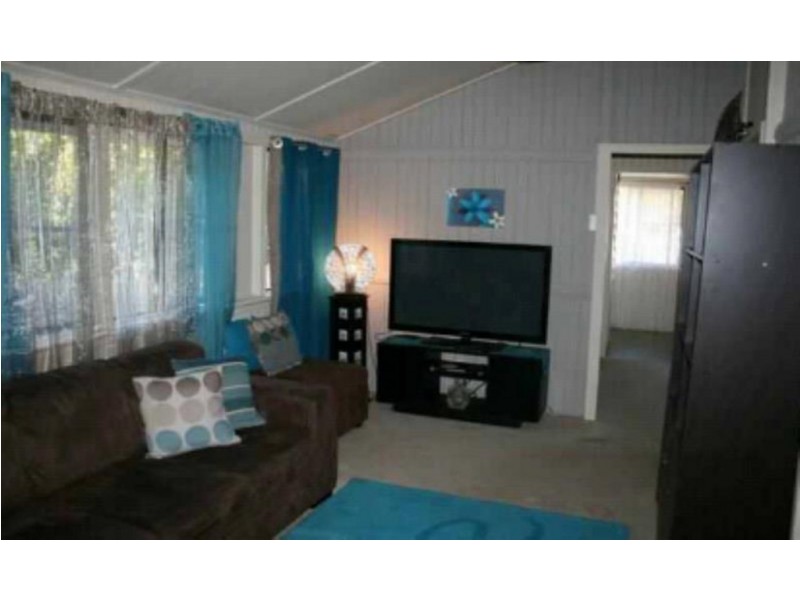 519 Esplanade, Urangan QLD 4655
