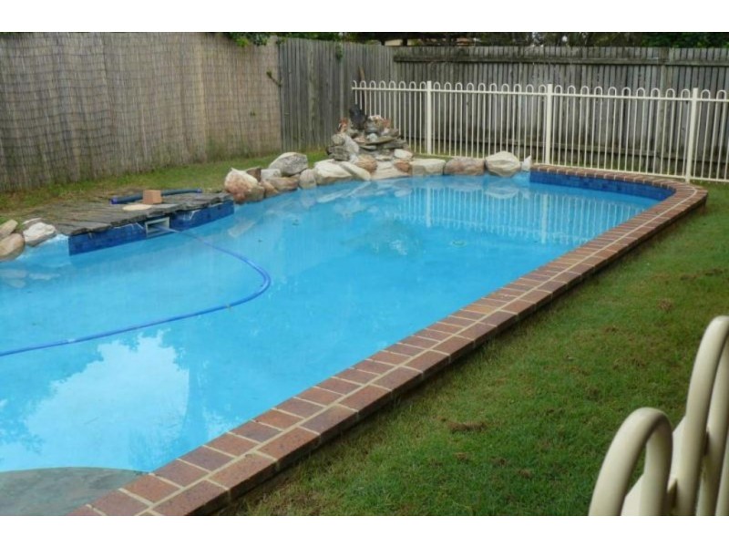 93 Murphy Street, Point Vernon QLD 4655