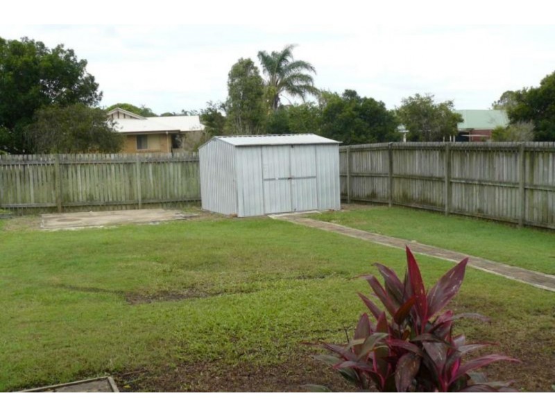 8 Masters Court, Urraween QLD 4655