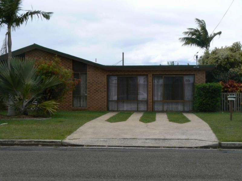 6 Wonga Street, Scarness QLD 4655