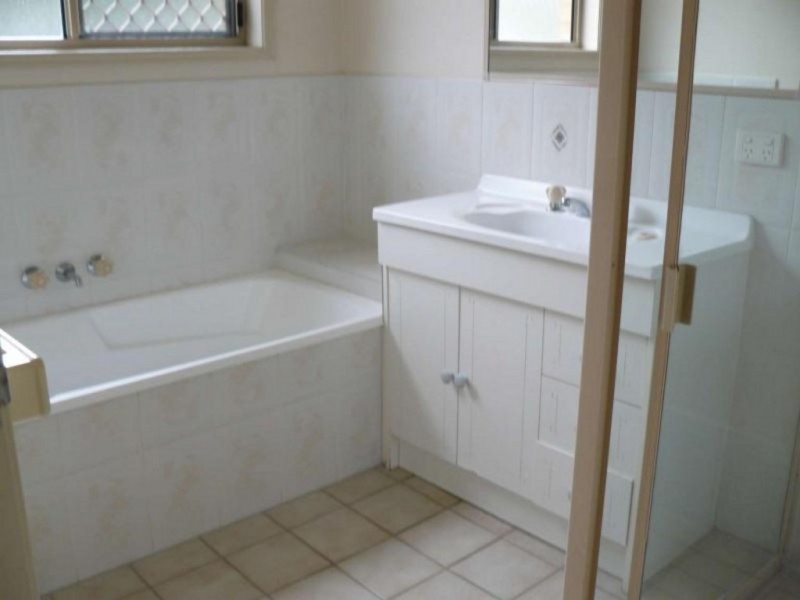 15 Renee Court, Torquay QLD 4655