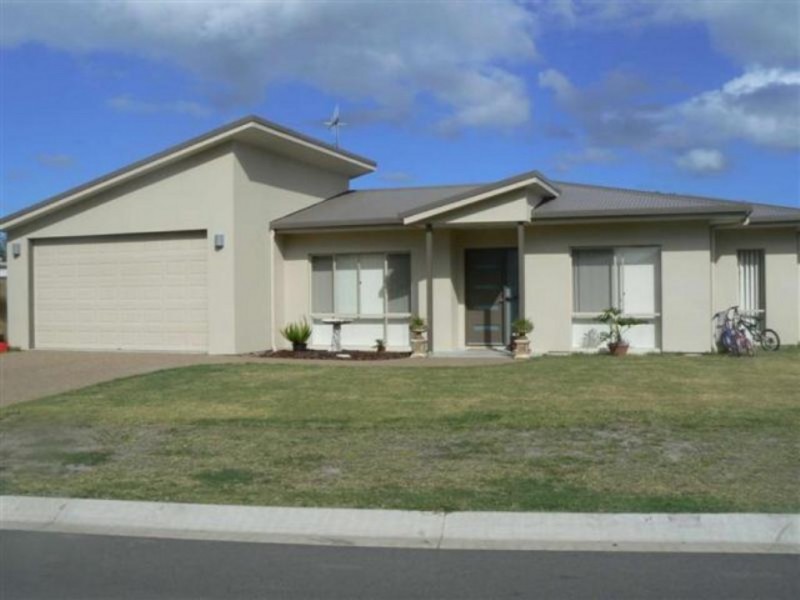 5 Oyster Court, Toogoom QLD 4655