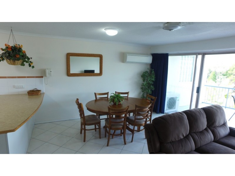 43/386 Esplanade, Torquay QLD 4655