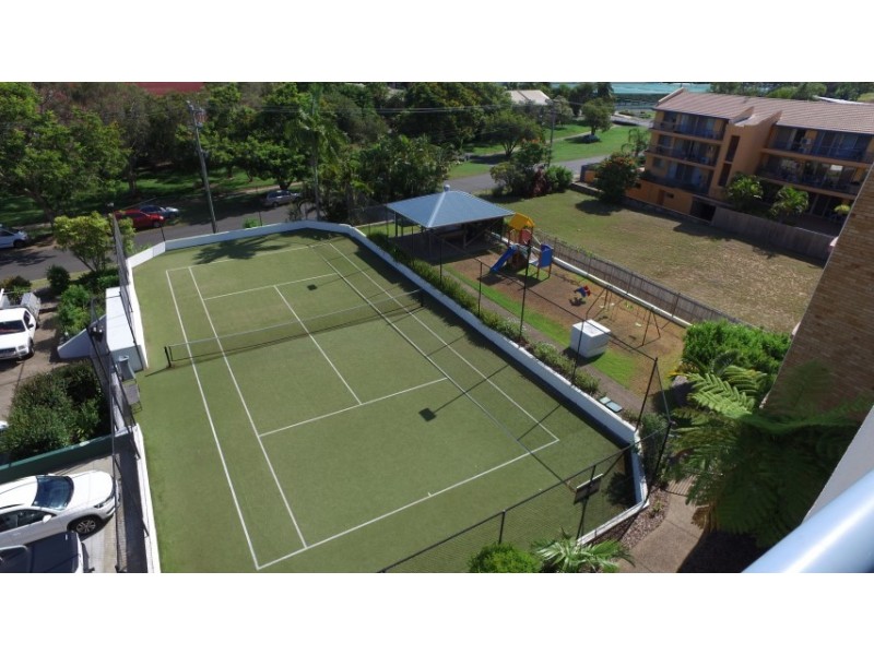 43/386 Esplanade, Torquay QLD 4655