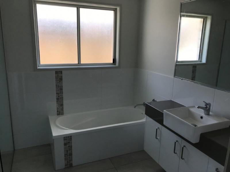 Lot 1/B Belleni Court, Point Vernon QLD 4655