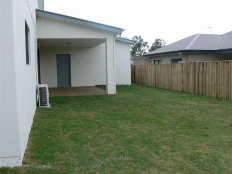 18 Baybreeze Close, Wondunna QLD 4655
