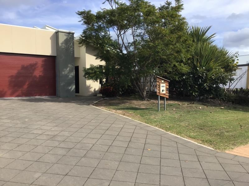 8 Bayswater Drive, Urraween QLD 4655