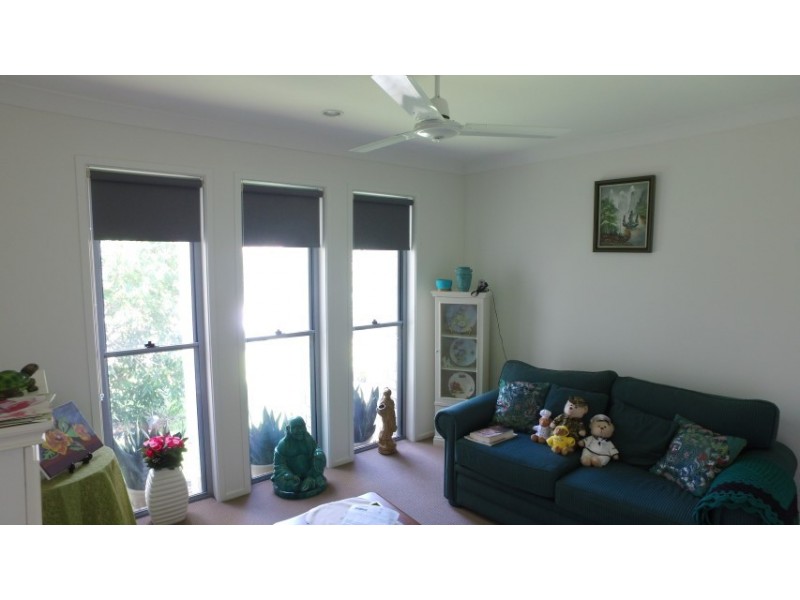 8 Wentworth Avenue, Urraween QLD 4655