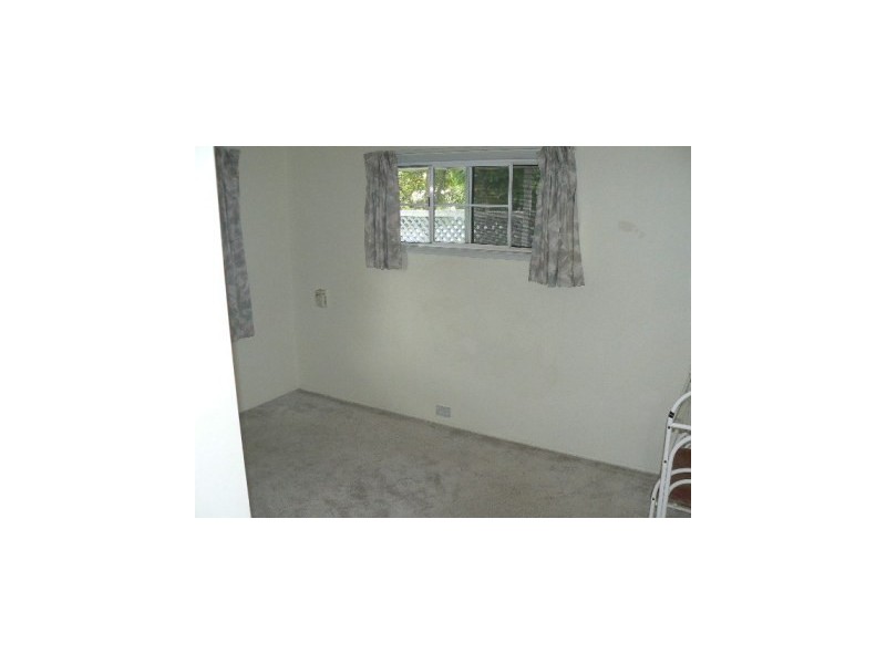 47 William, Urangan QLD 4655