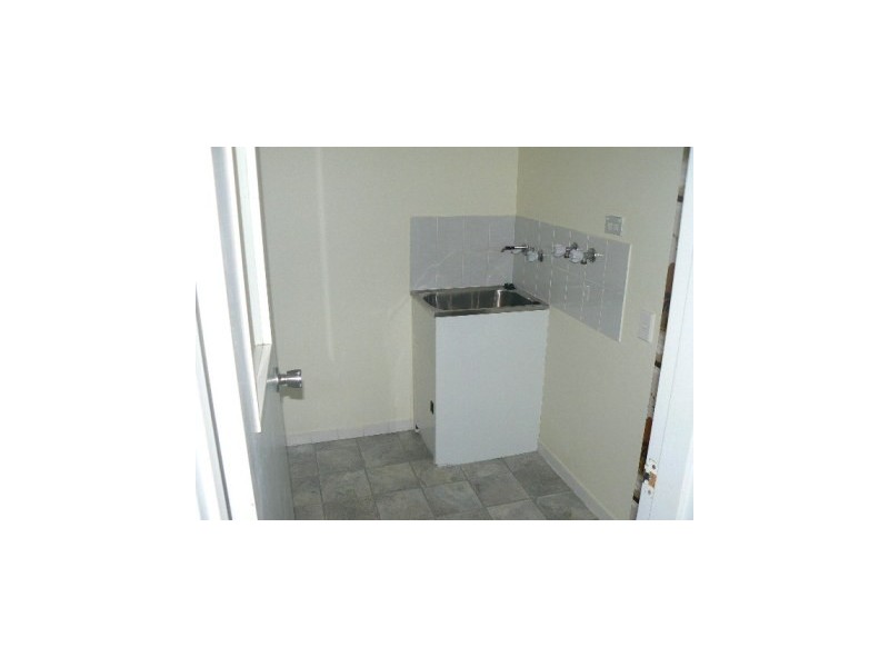 47 William, Urangan QLD 4655