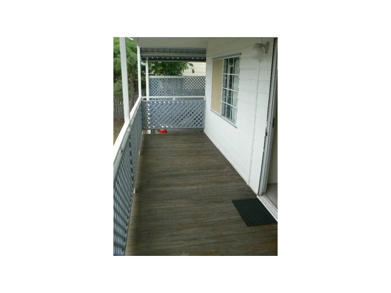 47 William, Urangan QLD 4655