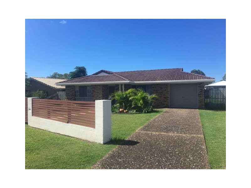 9 St Andrews Drive, Pialba QLD 4655