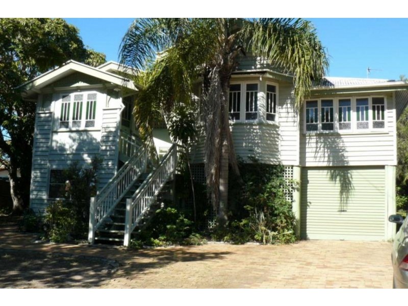 273 Torquay Terrace, Torquay QLD 4655
