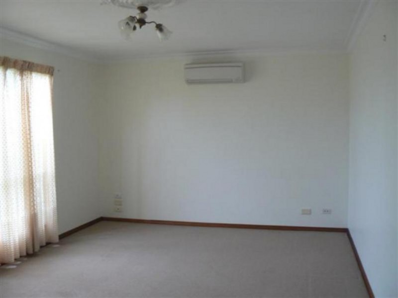 20 Cassandra Crescent, Urangan QLD 4655