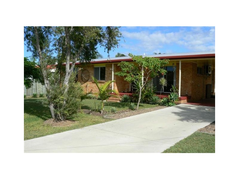 13 Maple Street, Pialba QLD 4655