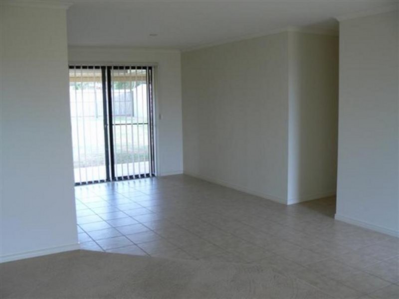 32 Bayswater Drive, Urraween QLD 4655